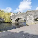 Family Haven -amazing Views-heart Of Bridge - Pass The Keys *
