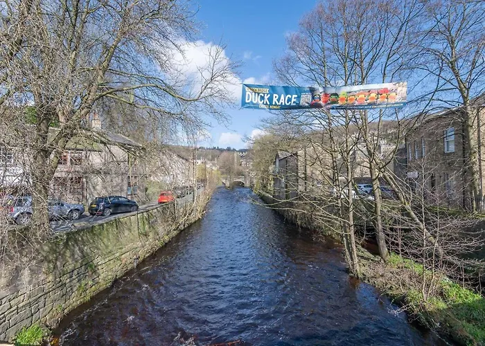 Family Haven -amazing Views-heart Of Bridge - Pass The Keys * Hebden