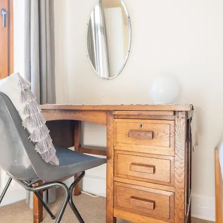 Family Haven -amazing Views-heart Of Bridge - Pass The Keys *