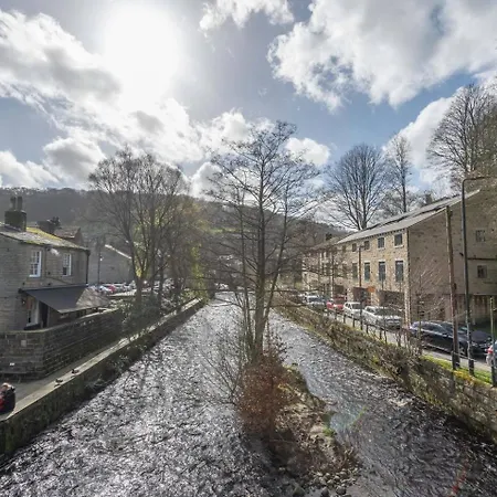 Feriehus Family Haven -amazing Views-heart Of Bridge - Pass The Keys